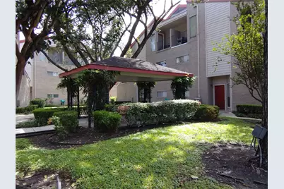 10855 Meadowglen Lane #601, Houston, TX 77042 - Photo 7