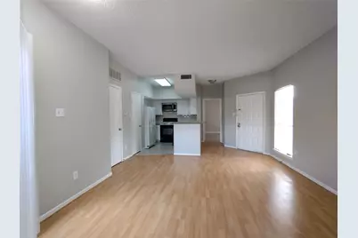 10855 Meadowglen Lane #601, Houston, TX 77042 - Photo 3