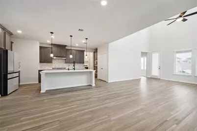 9219 Edgeberry Drive, Cypress, TX 77433 - Photo 11