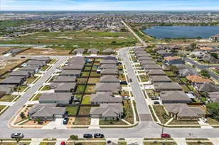 3138 Seawolf Dr, Corpus Christi, TX 78414 - Photo 43