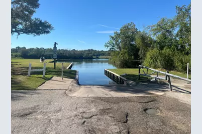 11 Tremont Street, Cove, TX 77520 - Photo 5