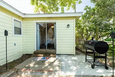 2114 57th Street, Galveston, TX 77551 - Photo 17