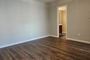 2750 Holly Hall St, Houston, TX 77054 - Photo 7