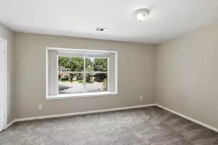 2098 Clemson Dr, Katy, TX 77493 - Photo 27