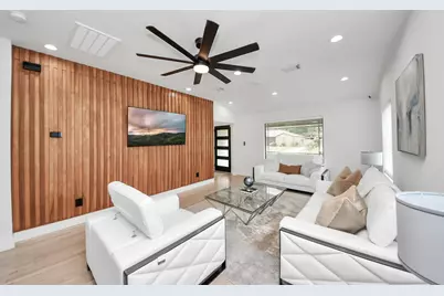4723 Marietta Lane, Houston, TX 77021 - Photo 9
