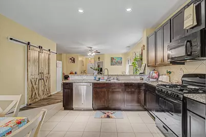 4914 Seaside Sparrow Lane, Baytown, TX 77521 - Photo 9