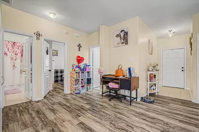 4914 Seaside Sparrow Lane, Baytown, TX 77521 - Photo 7