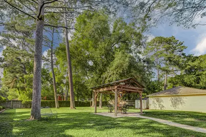 6710 Falling Waters Drive, Spring, TX 77379 - Photo 37