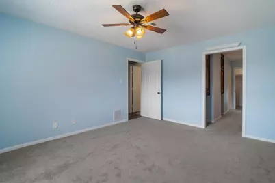 523 White Wing Court, Dickinson, TX 77539 - Photo 9