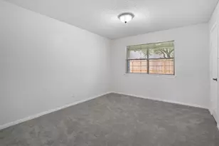 523 White Wing Ct, Dickinson, TX 77539 - Photo 13