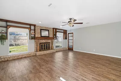 523 White Wing Court, Dickinson, TX 77539 - Photo 3