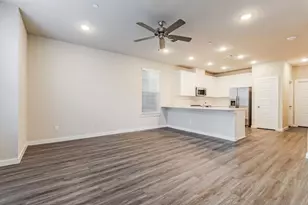 18427 Idyllic Aly, Shenandoah, TX 77385 - Photo 5