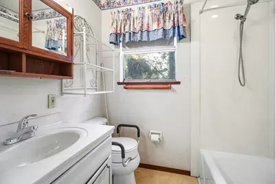 715 West League City Parkway, League City, TX 77573 - Photo 21