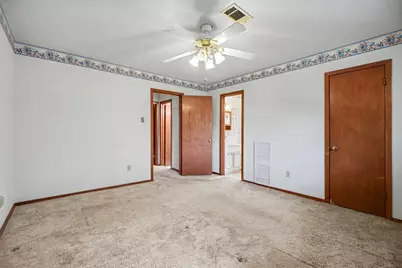 715 West League City Parkway, League City, TX 77573 - Photo 15