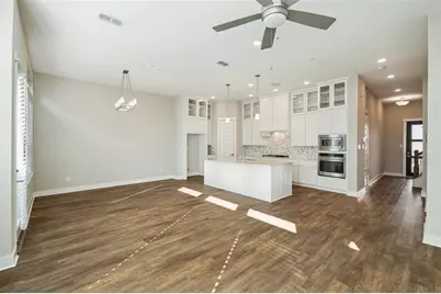 1705 Lindsey Ridge Drive, Houston, TX 77055 - Photo 3