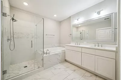 1705 Lindsey Ridge Drive, Houston, TX 77055 - Photo 15