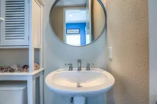 4312 Floyd St, Houston, TX 77007 - Photo 9