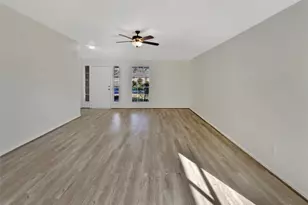 12830 E Greenwick Loop, Houston, TX 77085 - Photo 3