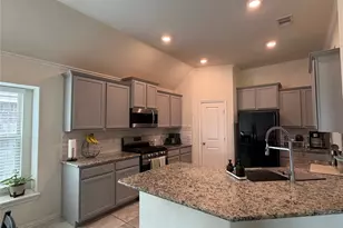 2923 Millstream Ct, Dickinson, TX 77539 - Photo 5