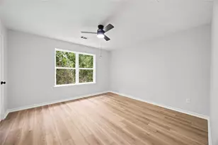 2024 Hampton St, Houston, TX 77088 - Photo 11