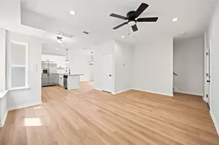 2024 Hampton St, Houston, TX 77088 - Photo 9
