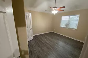 4903 Summer Ridge Dr, Conroe, TX 77303 - Photo 21