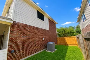 4903 Summer Ridge Dr, Conroe, TX 77303 - Photo 29