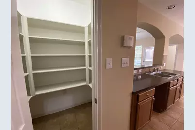 4903 Summer Ridge Drive, Conroe, TX 77303 - Photo 19