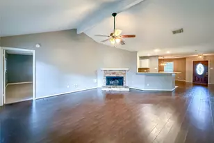15815 Pilgrim Hall Dr, Friendswood, TX 77546 - Photo 11