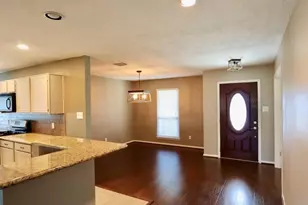 15815 Pilgrim Hall Dr, Friendswood, TX 77546 - Photo 3
