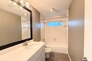 15815 Pilgrim Hall Dr, Friendswood, TX 77546 - Photo 9