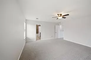 6611 Green Pear Ln, Houston, TX 77049 - Photo 15