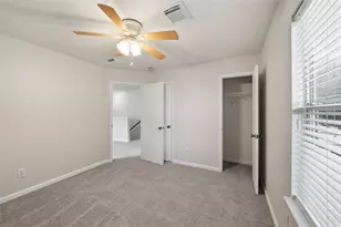 6611 Green Pear Ln, Houston, TX 77049 - Photo 13
