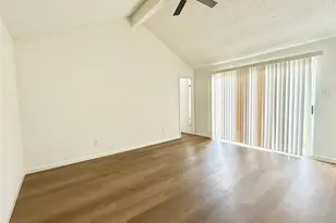 11910 Green Glade Dr, Houston, TX 77099 - Photo 13