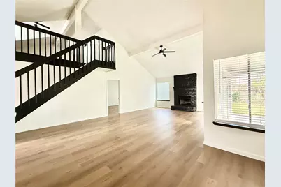 11910 Green Glade Drive, Houston, TX 77099 - Photo 7