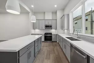6330 Paddington Bnd Dr, Houston, TX 77008 - Photo 7