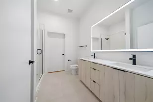 2623 Keene St, Houston, TX 77009 - Photo 9