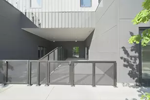 2623 Keene St, Houston, TX 77009 - Photo 13