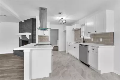 1 S Heights Street, La Marque, TX 77568 - Photo 9