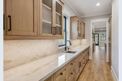 1522 Thornton Road, Houston, TX 77018 - Photo 11