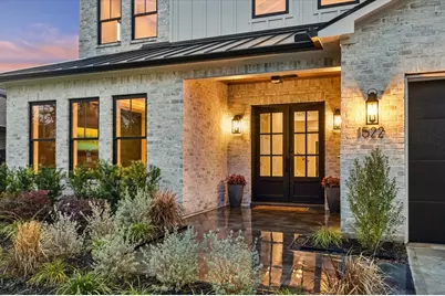 1522 Thornton Road, Houston, TX 77018 - Photo 1