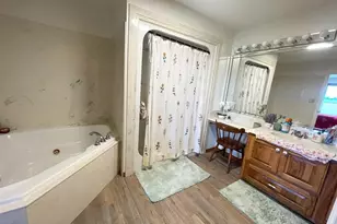 13979 Shellhammer Rd, Winnie, TX 77665 - Photo 25