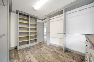 10042 Briar Forest Dr, Houston, TX 77042 - Photo 35