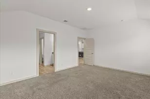 9907 Palm Royal Dr, Baytown, TX 77521 - Photo 15
