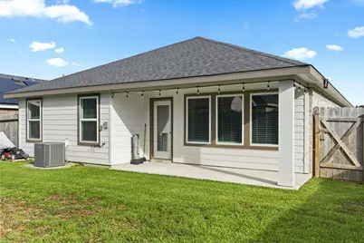 9907 Palm Royal Drive, Baytown, TX 77521 - Photo 29