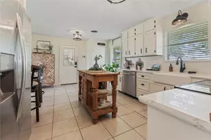 2766 County Rd 605, Dayton, TX 77535 - Photo 9