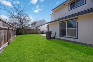 9728 Debbie Ln, Houston, TX 77038 - Photo 21