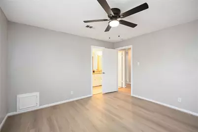 9728 Debbie Lane, Houston, TX 77038 - Photo 13