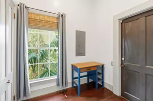 614 16th St, Galveston, TX 77550 - Photo 17