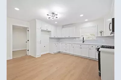 2418 Huntington Drive, Pasadena, TX 77506 - Photo 9